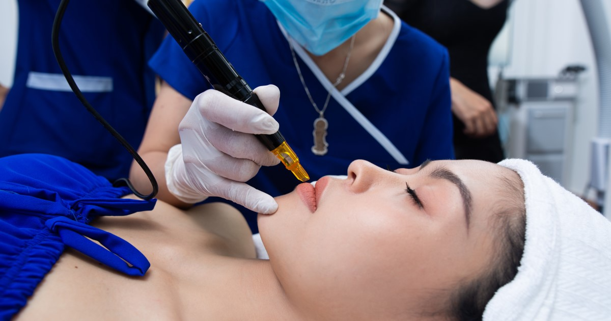 Phun xăm thẩm mỹ với KHUÊ